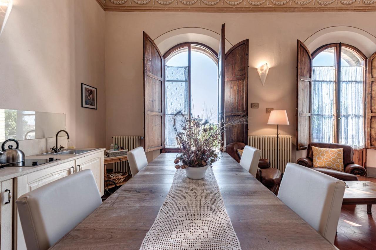 Appartamenti Villa Mascagni Volterra Bagian luar foto