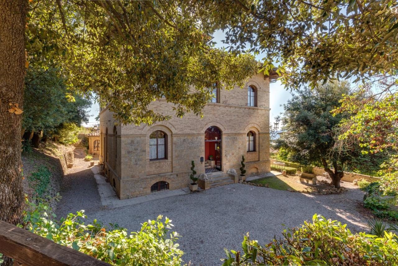Appartamenti Villa Mascagni Volterra Bagian luar foto
