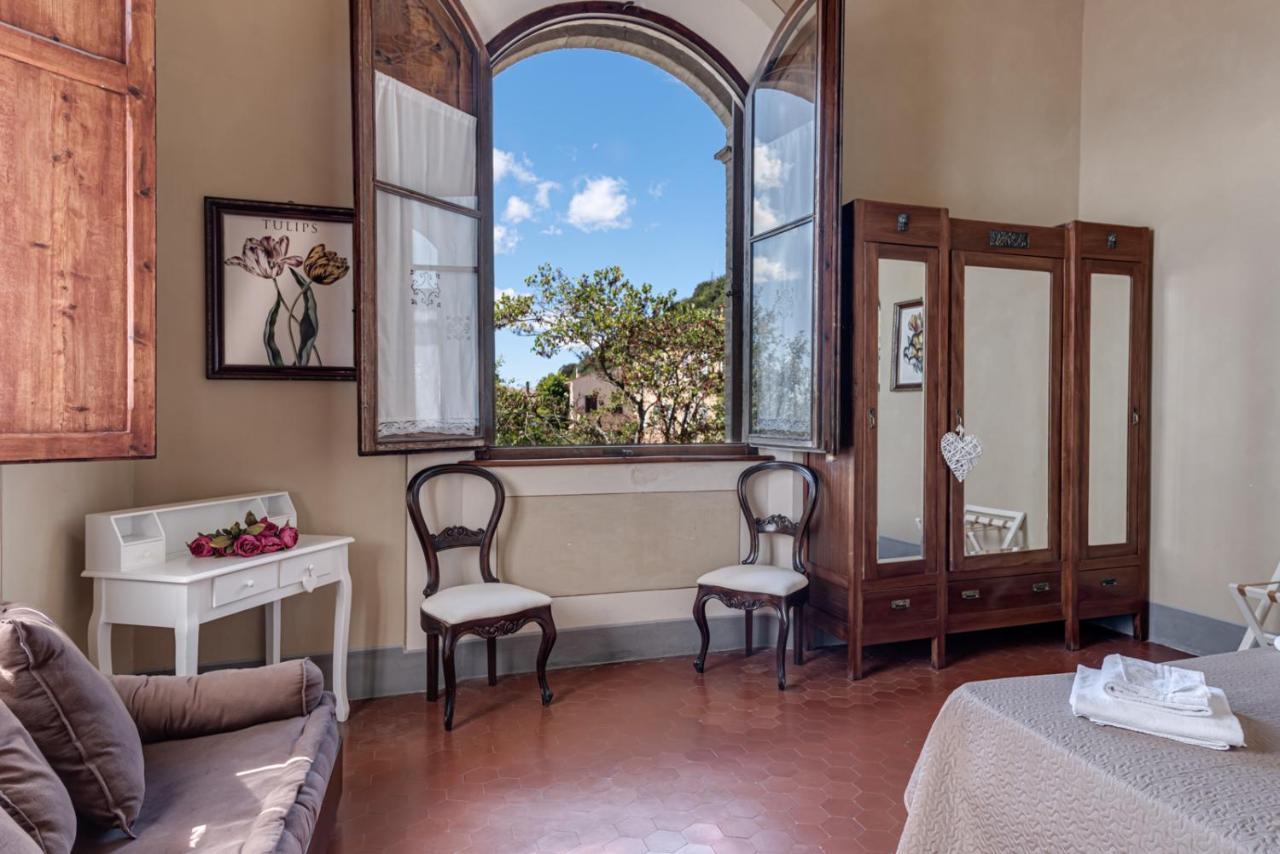Appartamenti Villa Mascagni Volterra Bagian luar foto